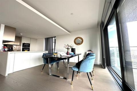 2 bedroom apartment to rent, The Dumont, Albert Embankment, SE1