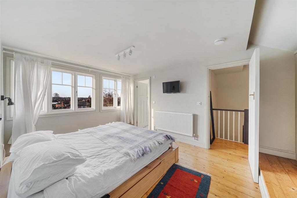 Bedroom 1 Aspect 2