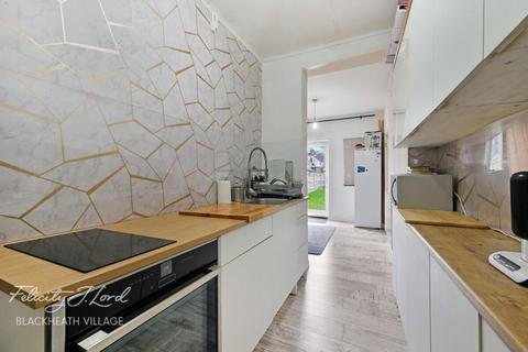 3 bedroom semi-detached house for sale, Broad Walk, London, SE3