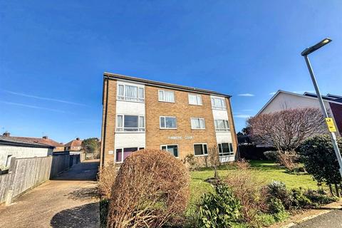 1 bedroom flat for sale, Finmere Road, Eastbourne