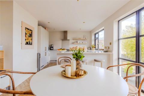 131 Allison Road, Bristol, BS4 4PG