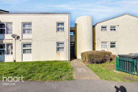 443 Milwards, Harlow, CM19 4SR