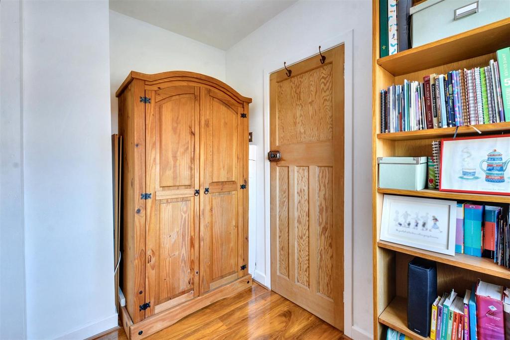 Bedroom 3 2.jpeg