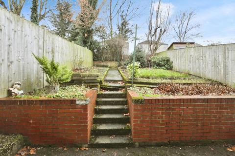 3 bedroom terraced house for sale, Fraser Crescent, Woodseats, Sheffield, S8 0JF