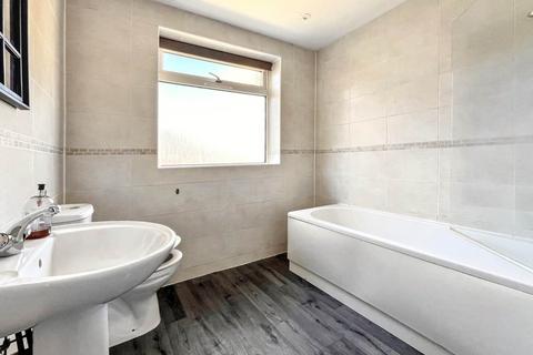 15 Fernheath Close, Bournemouth, BH11 8SL