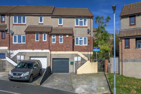 3 bedroom end of terrace house for sale, Holywell Road, Liskeard PL14