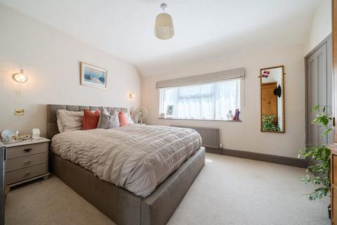 2 bedroom semi-detached house for sale, Waynflete Lane, Farnham, Surrey, GU9