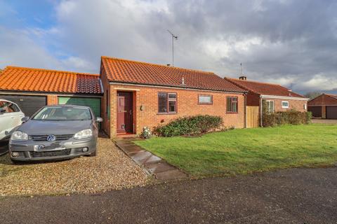 2 bedroom semi-detached bungalow for sale, Walcups Lane, Great Massingham, King's Lynn, Norfolk, PE32