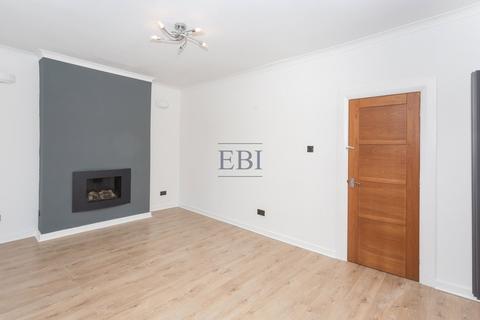 25b Carnarvon Road, London, E15 4JW