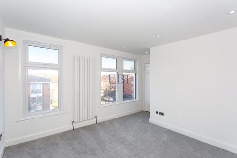 25b Carnarvon Road, London, E15 4JW