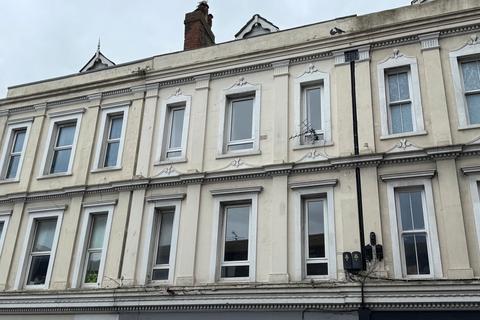 1 bedroom apartment to rent, Grace Hill, Folkestone, CT20