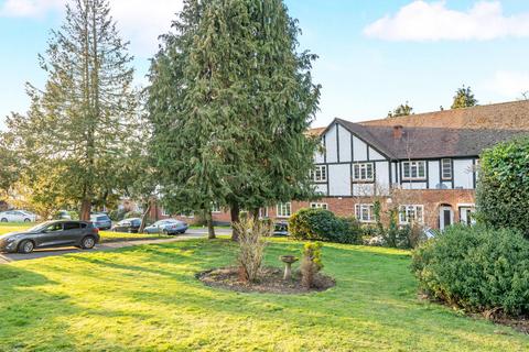 2 bedroom maisonette for sale, Arlington Lodge, Monument Hill, Weybridge, Surrey, KT13