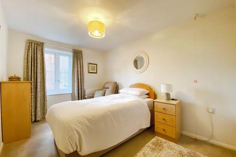 2 bedroom retirement property for sale, Clifton Court, Ludlow