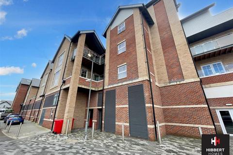 2 bedroom apartment to rent, Hale Road, Hale Barns WA15