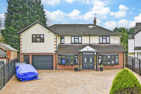 6 bedroom detached house for sale, Ripley View, Loughton, Essex