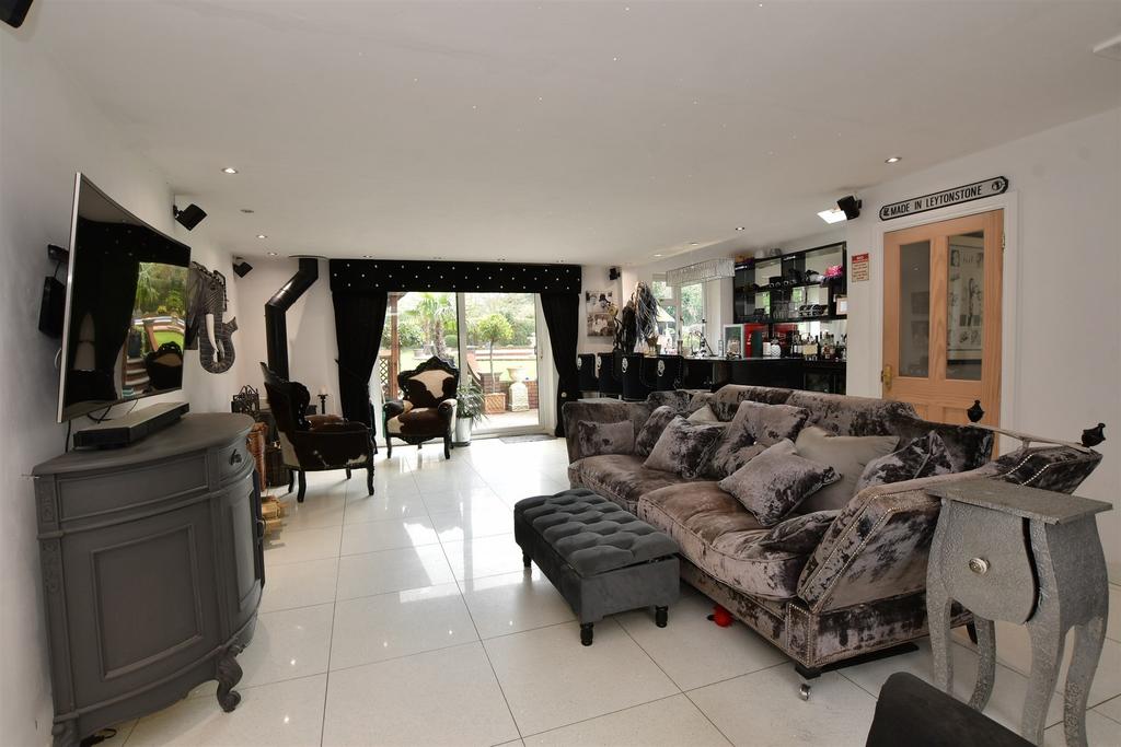 Entertainment Room