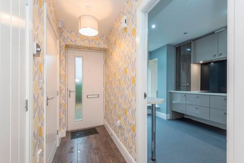 1 Sandringham Drive, Hyde Park, Leeds, LS6 1FF