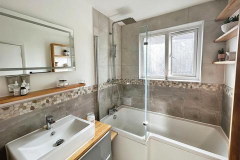 3 bedroom detached house for sale, Selsea Avenue, Herne Bay