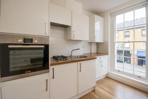 1 bedroom end of terrace house to rent, Church Street, London NW8