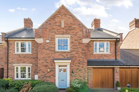 5 bedroom detached house for sale, Barleythorpe Mews, Oakham