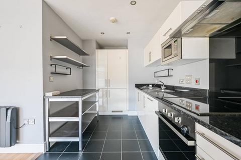 2 bedroom flat for sale, Wharfside Point South, Poplar, London, E14