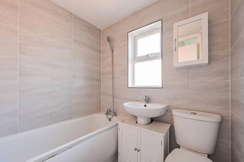 2 bedroom terraced house to rent, Barry Road, E6, Beckton, London, E6