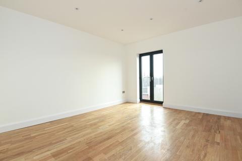 1 bedroom apartment to rent, London Road, KT2