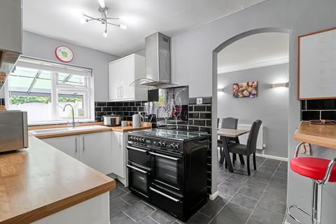 3 bedroom link detached house for sale, 16 Dunval Road, Bridgnorth