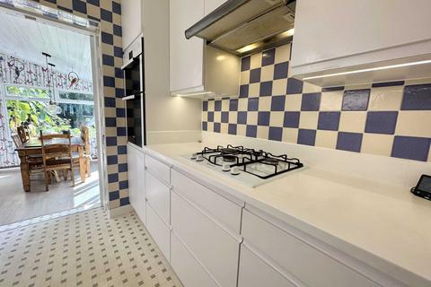 undefined, Clifton Road, Dunstable LU6