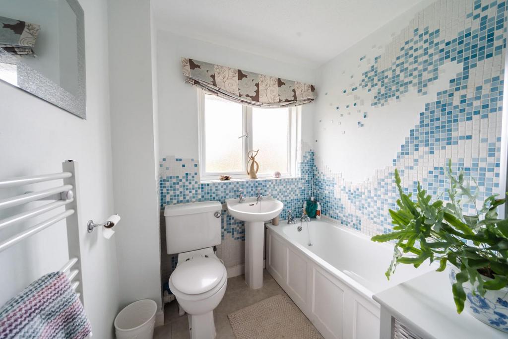 10.12 - bathroom.jpg