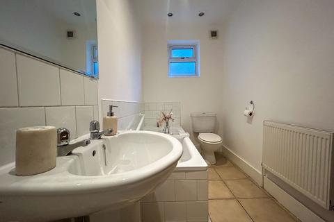 undefined, Fletton Avenue, Peterborough PE2