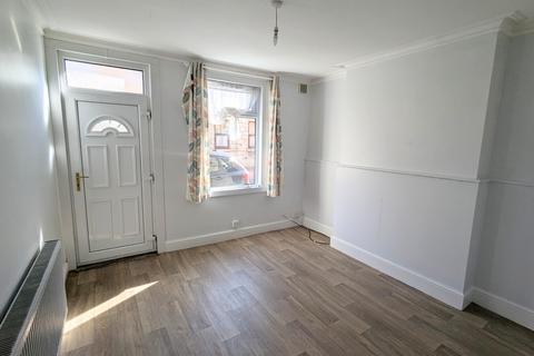 3 bedroom terraced house to rent, Foss Street, Lincoln, LN1