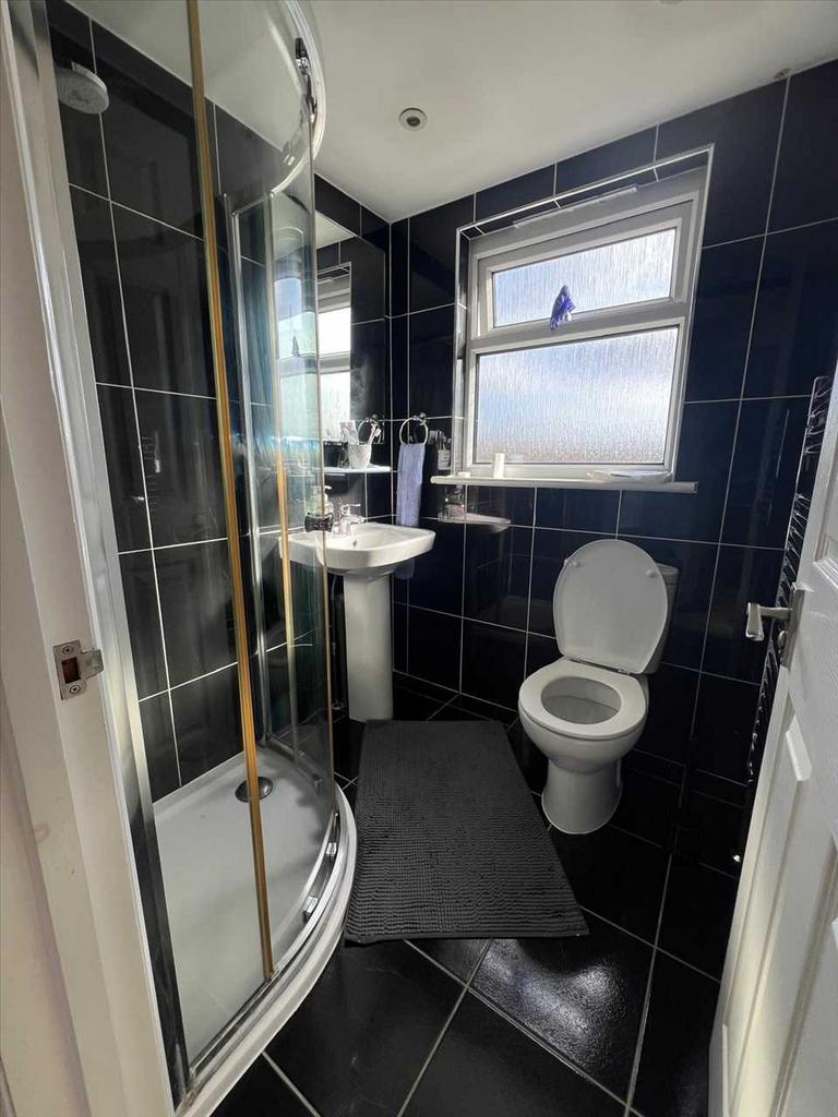 Shower WC