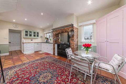 undefined, Main Street, East Farndon LE16