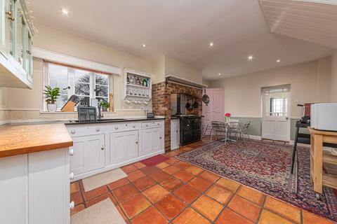 undefined, Main Street, East Farndon LE16