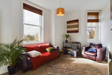 1 bedroom flat for sale, Upper Rock Gardens, Brighton