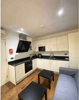 2 bedroom apartment to rent, London E15