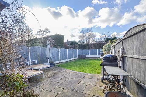 undefined, East View, Warrington WA4