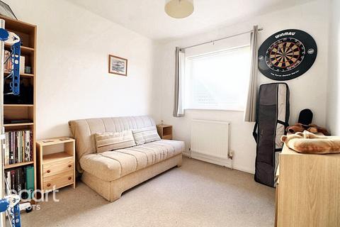 25 Beaver Close, Eaton Socon, St Neots, PE19 8LA