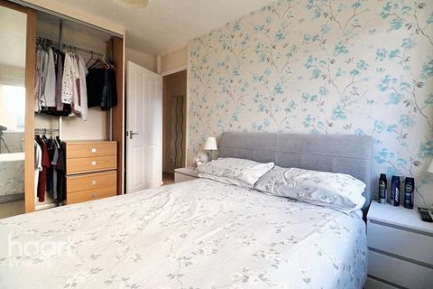 25 Beaver Close, Eaton Socon, St Neots, PE19 8LA