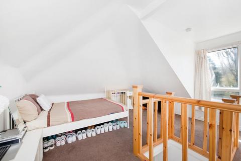 3 bedroom maisonette for sale, Connell Crescent, Ealing, W5