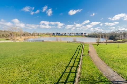 21 Anglesey View, Newton Leys, Milton Keynes, MK3 5GA