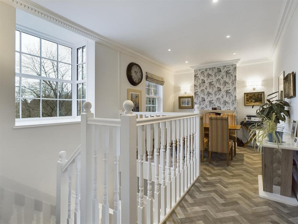 Landing/Dining Room