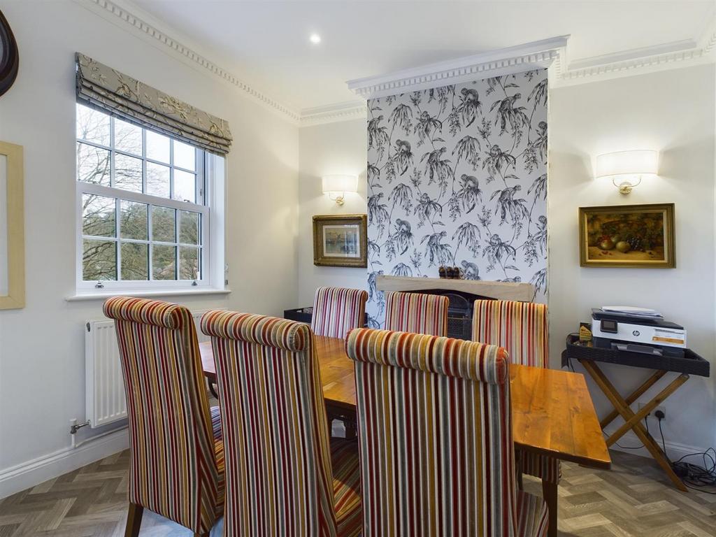 Landing/Dining Room