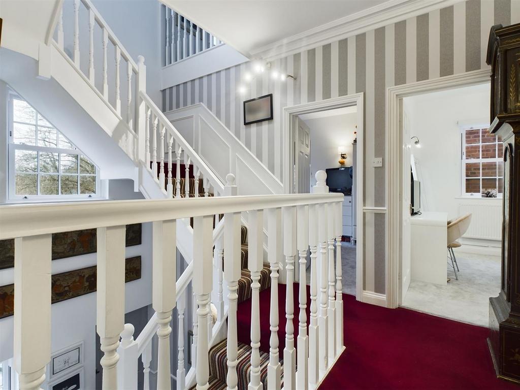 1st Floor Landing