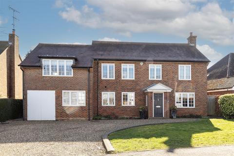 4 bedroom detached house for sale, Wood End Hill, Harpenden