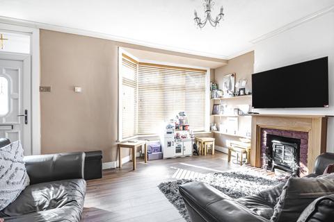 3 bedroom terraced house for sale, Becket Avenue, East Ham, London, E6