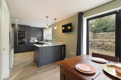 5 Brookhouse Drive, Sheffield, S12 4NQ
