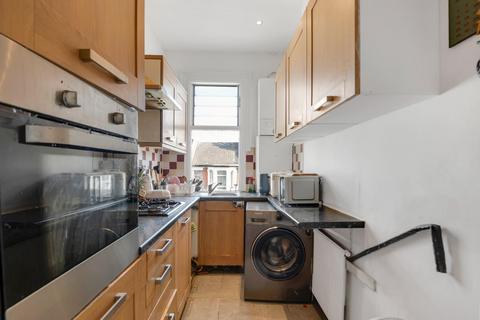 2 bedroom duplex for sale, Sumatra Road, London, , NW6 1PS