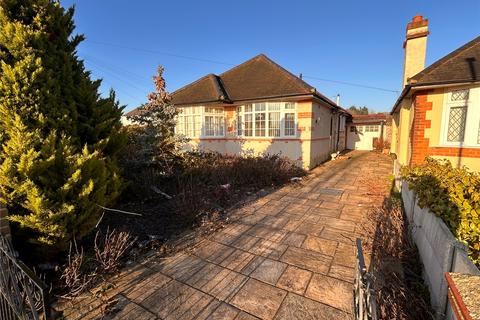 3 bedroom bungalow for sale, Shipwrights Drive, Benfleet, Essex, SS7